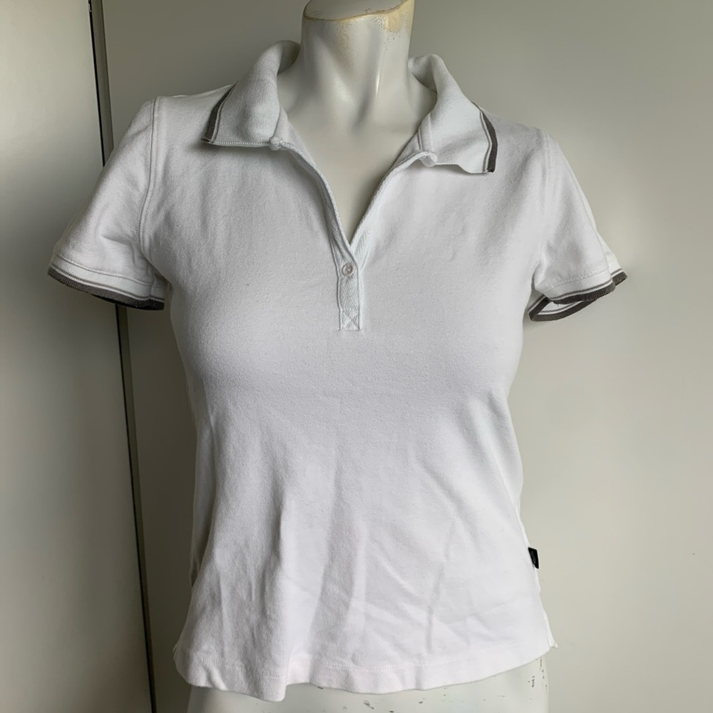 North Face A5 series white Women’s medium short sleeve polo shirt
